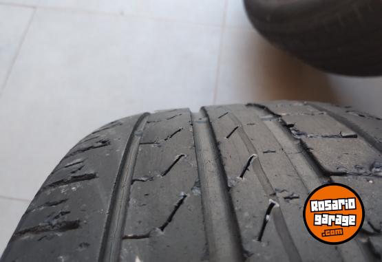 Accesorios para Autos - CUBIERTAS PIRELLI 215 50 17 - En Venta