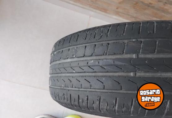 Accesorios para Autos - CUBIERTAS PIRELLI 215 50 17 - En Venta