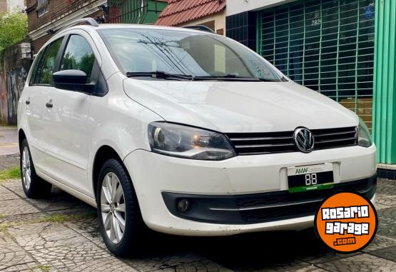 Autos - Volkswagen SURAN CONFORT 2013 Nafta 150000Km - En Venta