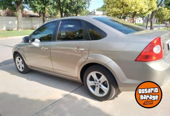 Autos - Ford Focus trend exe plus 2009 Nafta 154000Km - En Venta