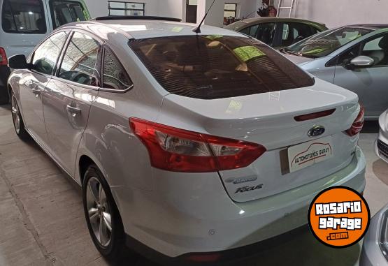 Autos - Ford Focus 2015 Nafta 130000Km - En Venta