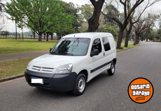 Utilitarios - Citroen BERLINGO 2021 Diesel 42000Km - En Venta