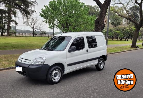 Utilitarios - Citroen BERLINGO 2021 Diesel 42000Km - En Venta