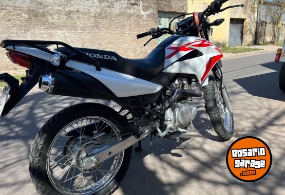 Motos - Honda Xr 150cc 2019 Nafta 18000Km - En Venta