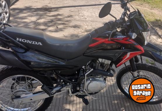 Motos - Honda Xr150 2022 Nafta 11300Km - En Venta