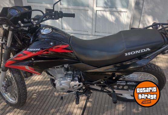 Motos - Honda Xr150 2022 Nafta 11300Km - En Venta