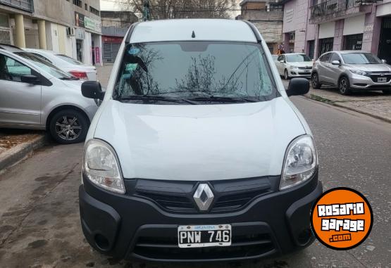 Utilitarios - Renault Kangoo 2016 GNC 110000Km - En Venta