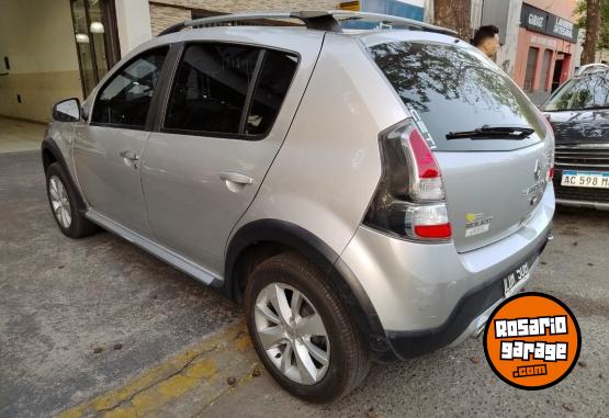 Autos - Renault Sandero 2012 GNC 145000Km - En Venta