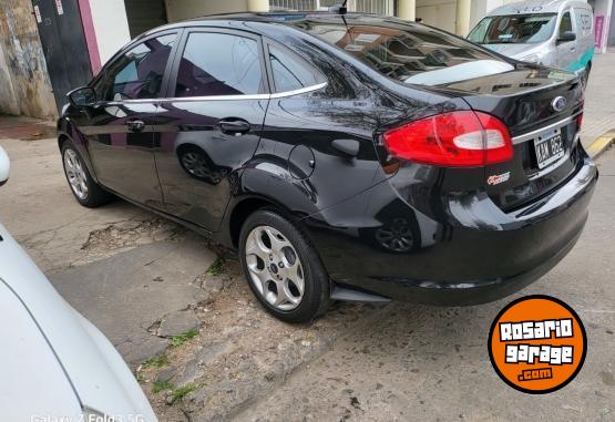 Autos - Ford Fiesta 2011 Nafta 110000Km - En Venta