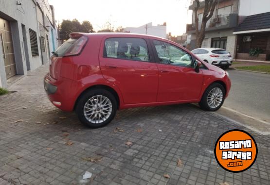 Autos - Fiat PUNTO ESSENCE LINEA NUEVA 2013 Nafta 110000Km - En Venta