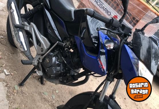 Motos - Bajaj Rouser 135ls 2017 Nafta 44000Km - En Venta