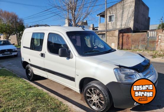 Utilitarios - Citroen Berlingo 2016 Diesel 137000Km - En Venta