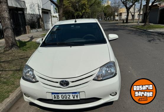 Autos - Toyota ETIOS 2017 2017 GNC 130000Km - En Venta