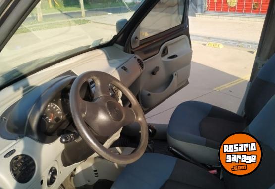 Utilitarios - Renault Kangoo furgn 2011 GNC 233000Km - En Venta