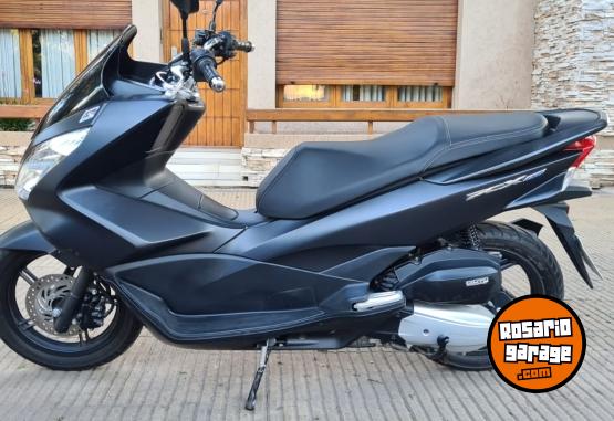 Motos - Honda PCX 150 2018 Nafta 4000Km - En Venta