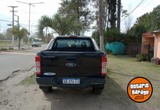 Camionetas - Ford RANGER 2017 Diesel 185000Km - En Venta