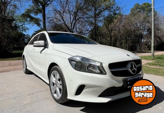 Autos - Mercedes Benz A200 Urban 2018 Nafta 71500Km - En Venta