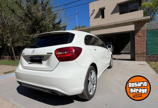 Autos - Mercedes Benz A200 Urban 2018 Nafta 71500Km - En Venta