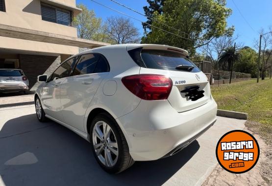 Autos - Mercedes Benz A200 Urban 2018 Nafta 71500Km - En Venta