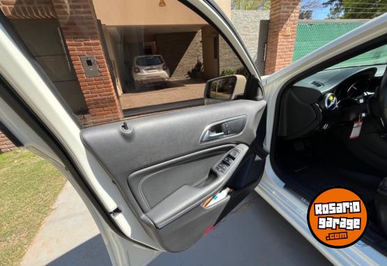 Autos - Mercedes Benz A200 Urban 2018 Nafta 71500Km - En Venta