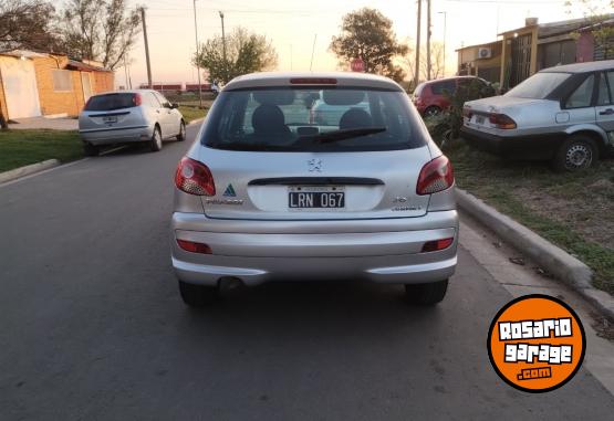 Autos - Peugeot 208 2012 Nafta 85000Km - En Venta