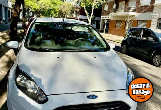 Autos - Ford Kinetic S Plus 2016 Nafta 90000Km - En Venta