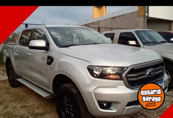 Autos - Ford Ranger XLS 2019 Diesel 40000Km - En Venta