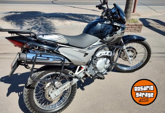 Motos - Honda Falcn 400 2012 Nafta 8500Km - En Venta