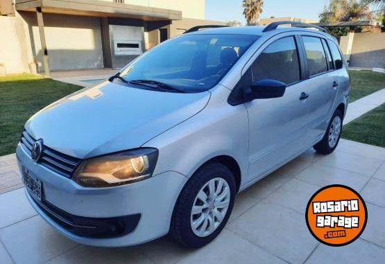 Autos - Volkswagen Suran 2012 Nafta 100000Km - En Venta