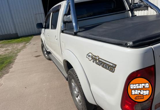 Camionetas - Toyota Hilux SRV 2005 Diesel 410000Km - En Venta