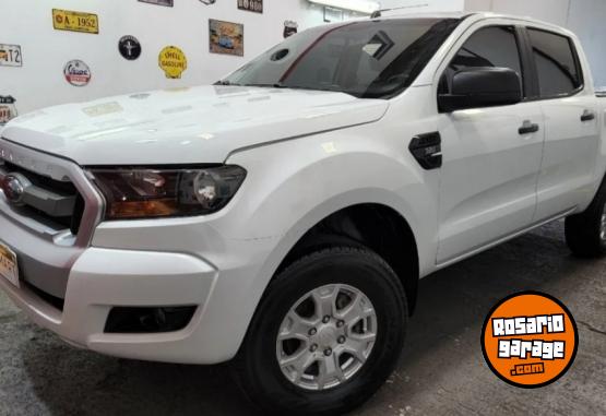 Camionetas - Ford Ford ranger 1ra mano perm 2017 Diesel 72000Km - En Venta