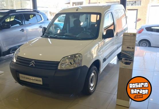 Utilitarios - Citroen BERLINGO FURGON NAFTA 2024 Nafta 0Km - En Venta