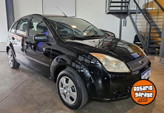 Autos - Ford FIESTA AMBIENTE PLUS MP3 2009 Nafta 195000Km - En Venta