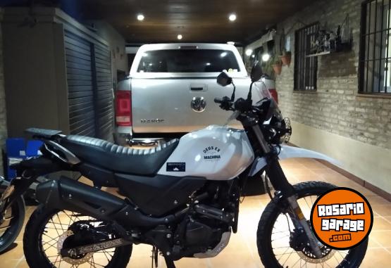 Motos - Hero Xpulse 2023 Nafta 7000Km - En Venta