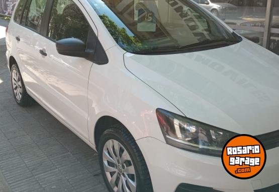 Autos - Volkswagen Suran 2015 Nafta 107000Km - En Venta