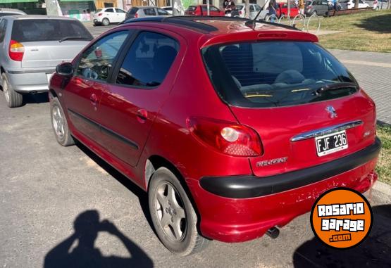 Autos - Peugeot Peugeot 206 XT Premium 2006 Nafta 228000Km - En Venta