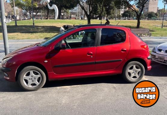 Autos - Peugeot Peugeot 206 XT Premium 2006 Nafta 228000Km - En Venta