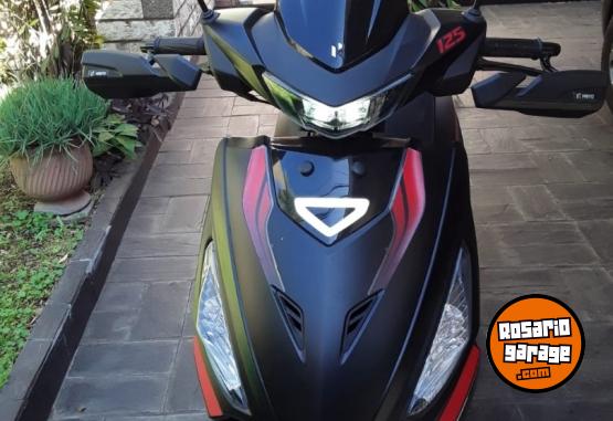 Motos - Hero Dash 125 2023 Nafta 1900Km - En Venta