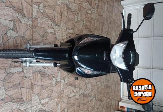 Motos - Honda Biz 125 2014 Nafta 26791Km - En Venta