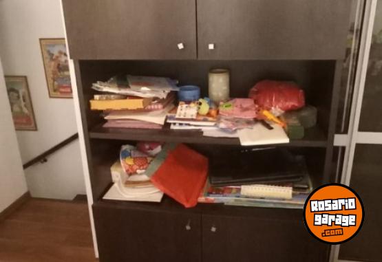 Hogar - Placard marrn (4 puertas y espacio para libros) - En Venta