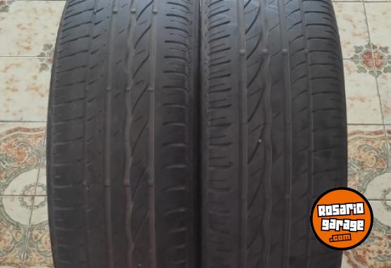 Accesorios para Autos - Juego de Cubiertas BRIDGESTONE TURANZA ER300 205 60 16 - En Venta