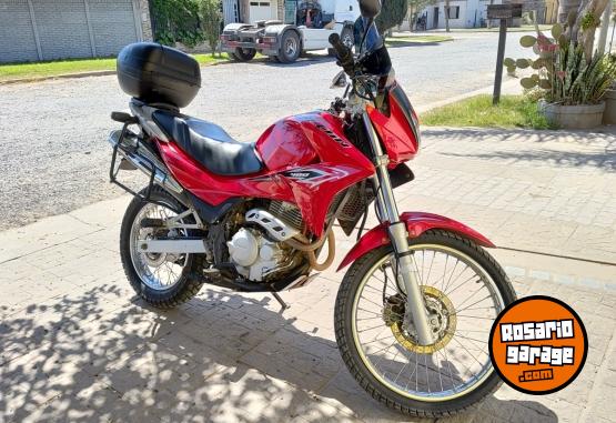 Motos - Honda Falcon 400 2015 Nafta 45000Km - En Venta