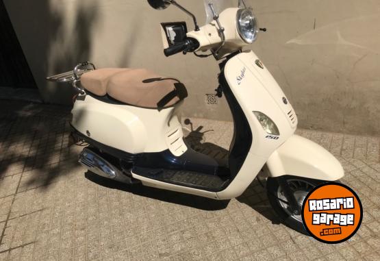 Motos - Zanella Styler 2016 Nafta 13000Km - En Venta