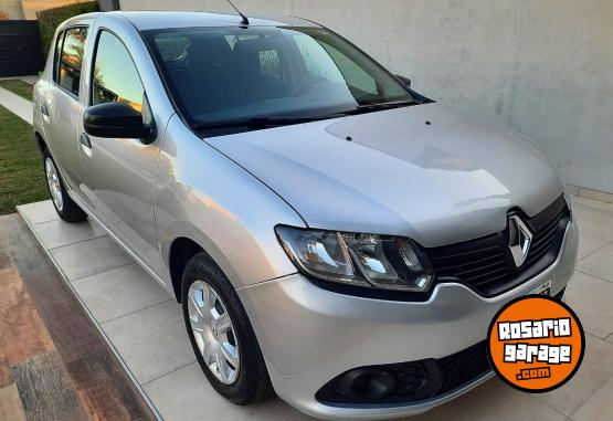 Autos - Renault Sandero 2015 Nafta 90000Km - En Venta