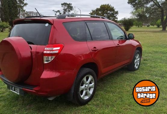 Camionetas - Toyota RAV 4 2011 Nafta 185000Km - En Venta