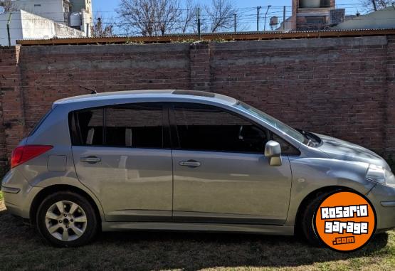 Autos - Nissan Tiida Tekna 2012 Nafta 200000Km - En Venta