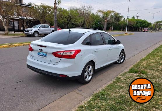 Autos - Ford Focus SE PLUS 2014 Nafta 120000Km - En Venta