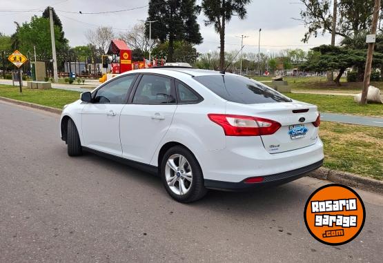 Autos - Ford Focus SE PLUS 2014 Nafta 120000Km - En Venta