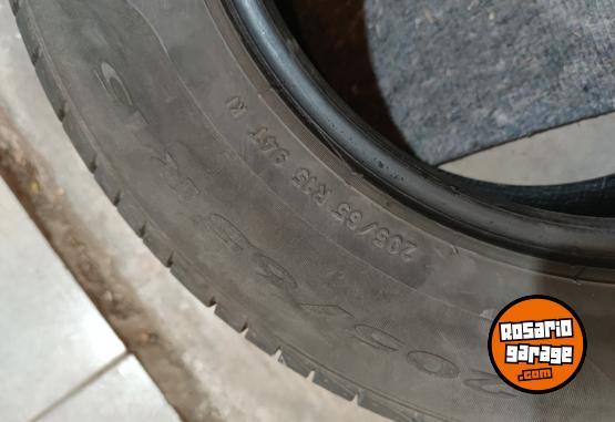 Accesorios para Autos - 205 65 15 *** 1 CUBIERTA PIRELLI P1 IMPECABLE $75.000. NO BAJO PRECIO. - En Venta