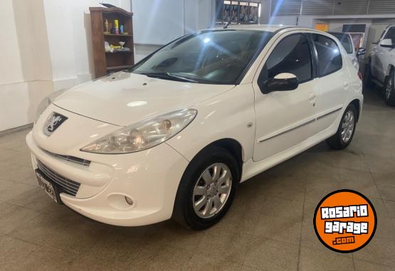 Autos - Peugeot 207 2012 GNC 160000Km - En Venta